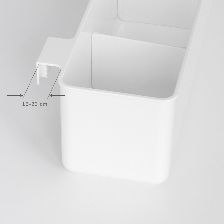Wickeltisch Organizer ist verstellbar: Lässt sich an Seitenteilen mit verschiedenen Tiefen anhängen (15 - 23 cm)