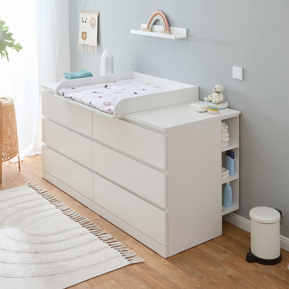 Große IKEA Malm als Wickelkommode mit Wickelaufstaz, Wickelauflage und Stauraumregal.