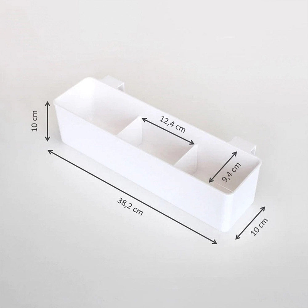 Weißer Kunststoff Wickeltisch Organizer mit Hängevorrichtung und herausnehmbaren Innenwänden und entsprechenden Maßangaben.